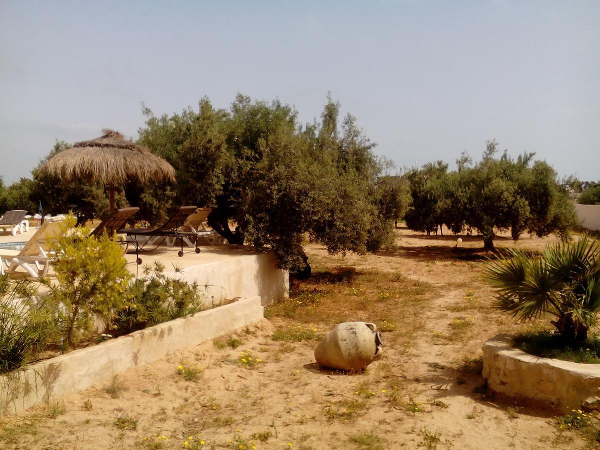 Menzel Churasco Djerba 阿格希尔 外观 照片